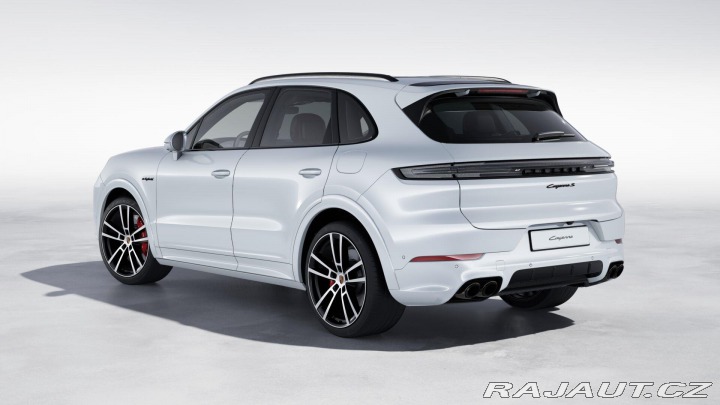Porsche Cayenne S E-Hybrid 2024