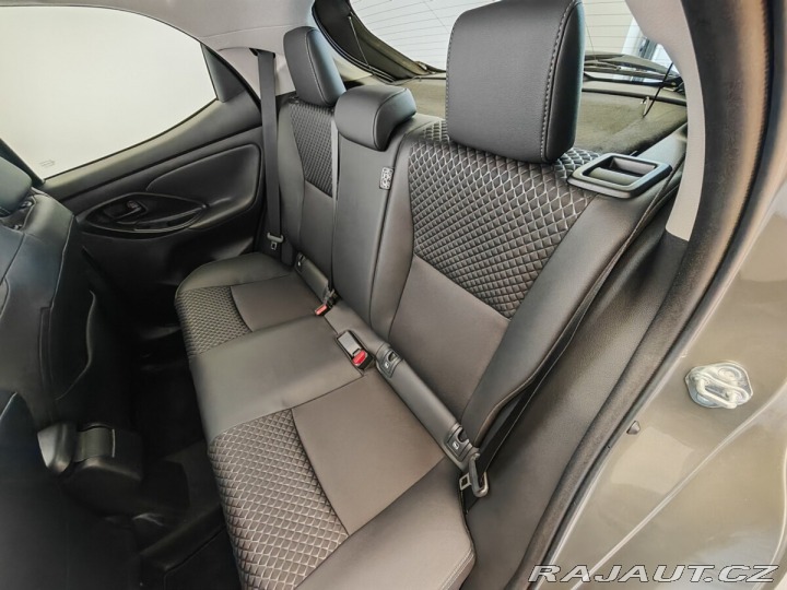 Mazda 2 Automat , Hybrid , 2023