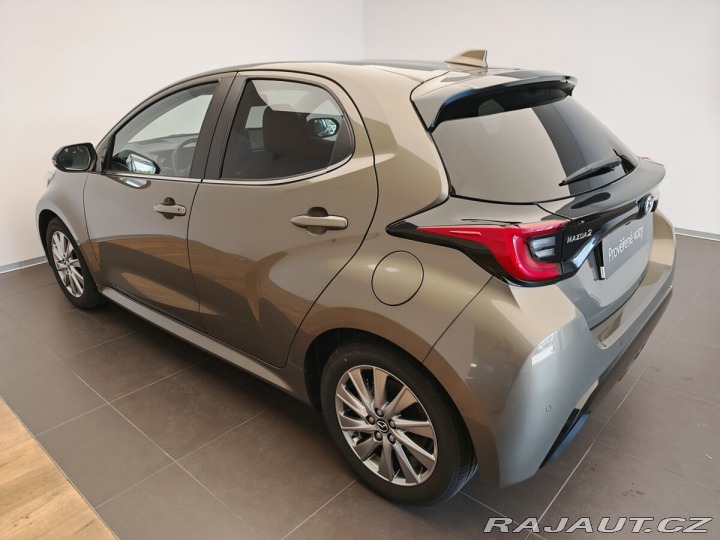 Mazda 2 Automat , Hybrid , 2023