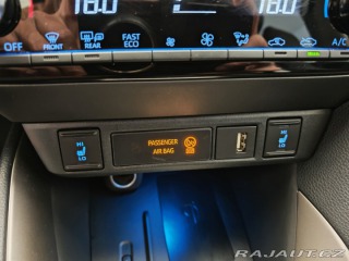 Mazda 2 Automat , Hybrid , 2023