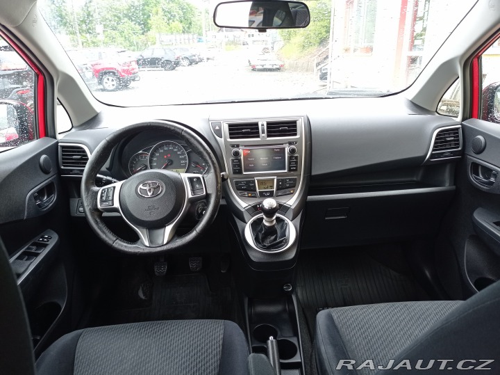 Toyota Verso 2013
