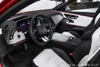 Mercedes-Benz E  2024