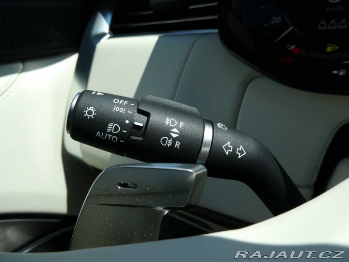Land Rover Range Rover 4,4 Autobiography P530 2025