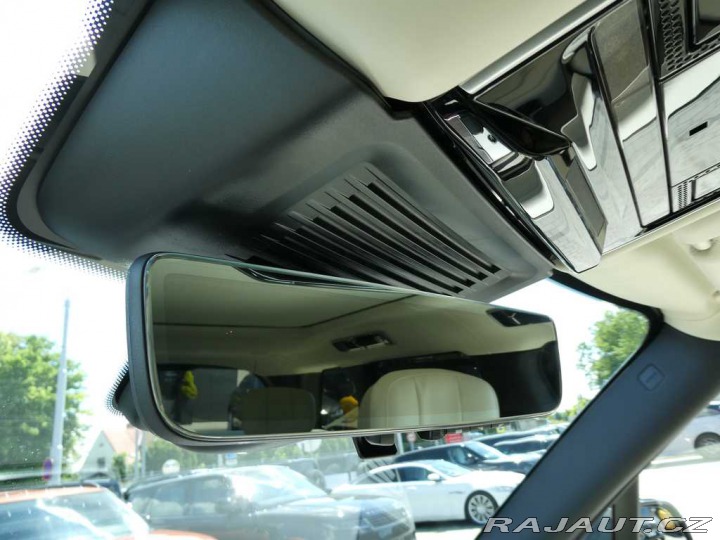 Land Rover Range Rover 4,4 Autobiography P530 2025