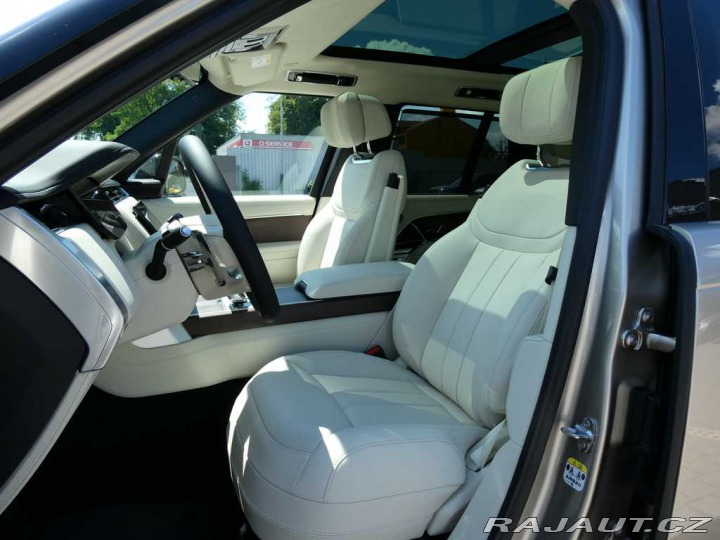Land Rover Range Rover 4,4 Autobiography P530 2025