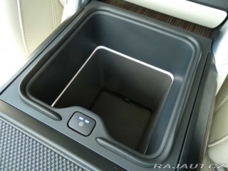 Land Rover Range Rover 4,4 Autobiography P530 2025