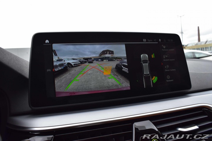BMW 5 530i*REZERVACE* 2022