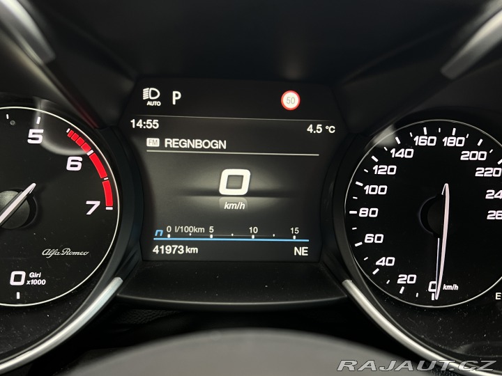 Alfa Romeo Giulia 2.0 Turbo Veloce 2023