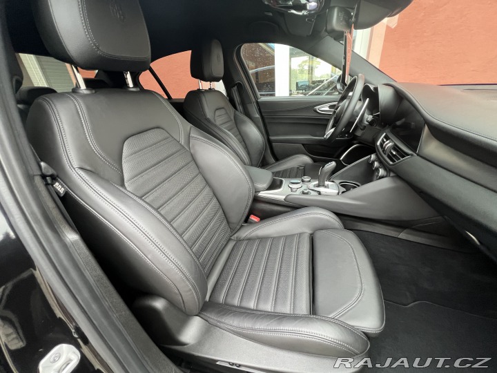 Alfa Romeo Giulia 2.0 Turbo Veloce 2022