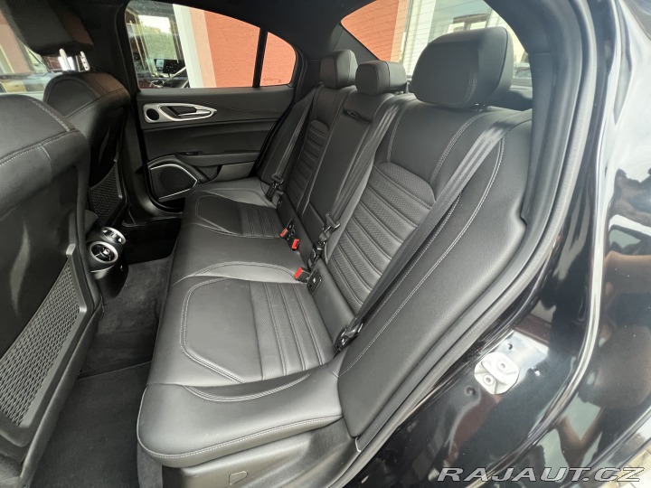 Alfa Romeo Giulia 2.0 Turbo Veloce 2022