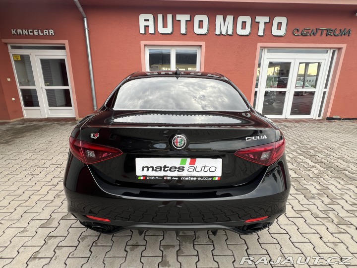 Alfa Romeo Giulia 2.0 Turbo Veloce 2022