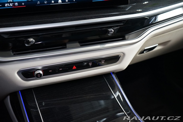 BMW X7 M60i Pano Nez.Top H/K Taž 2023
