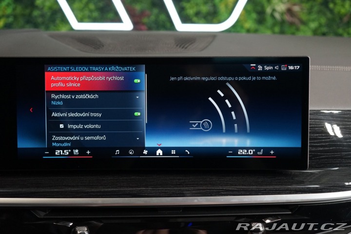 BMW X7 M60i Pano Nez.Top H/K Taž 2023