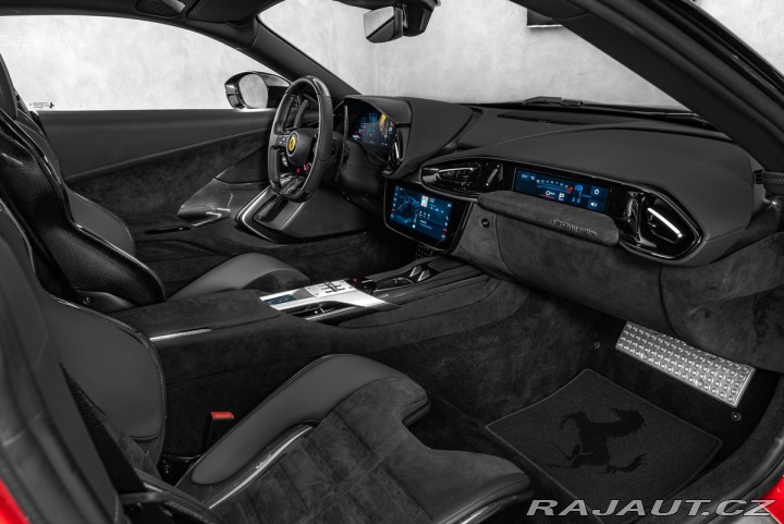 Ferrari Ostatní modely Pano, lift, passenger, 36 2025