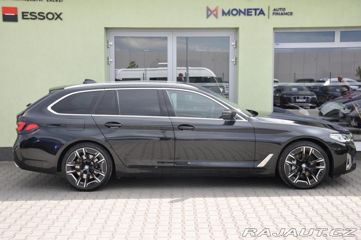 BMW 5 530d xD LUXURY ZÁRUKA LAS 2023