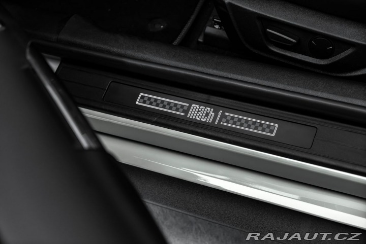 Ford Mustang Mach1 1800