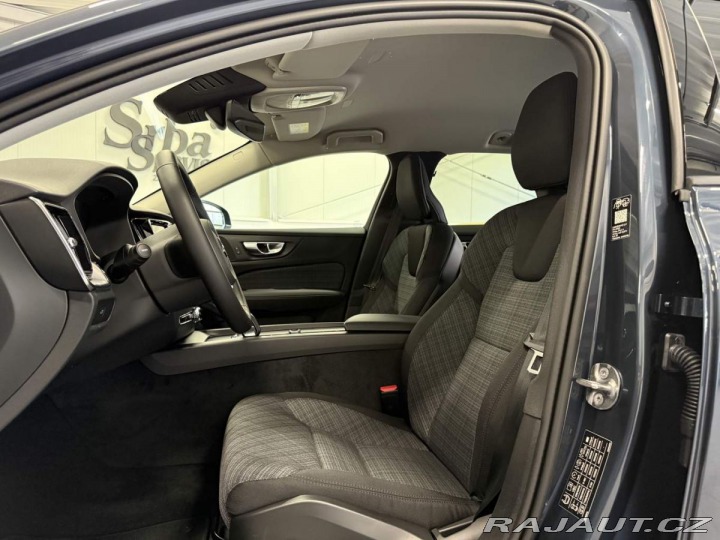 Volvo V60 B4 2.0L 197+14 HP AT7 FWD 2026