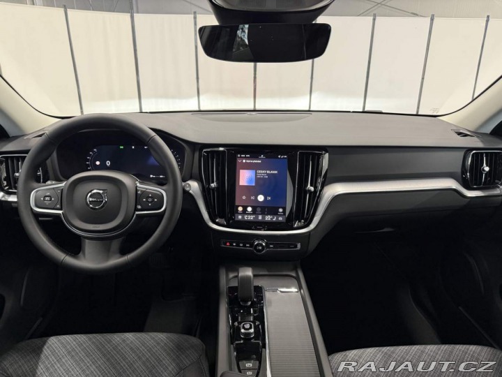 Volvo V60 B4 2.0L 197+14 HP AT7 FWD 2026