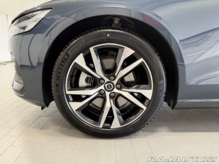 Volvo V60 B4 2.0L 197+14 HP AT7 FWD 2025