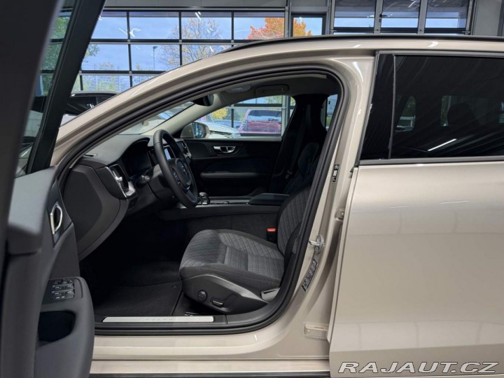 Volvo V60 B4 2.0L 197+14 HP AT7 FWD 2025