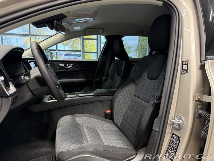 Volvo V60 B4 2.0L 197+14 HP AT7 FWD 2025