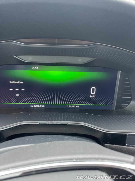 Škoda Superb 2,0 TDI 110 KW DSG VOZIDL 2022
