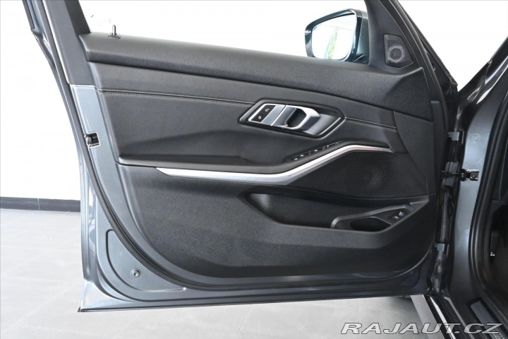 BMW 3 2,0 320d 140 kW STEPTRONI 2021
