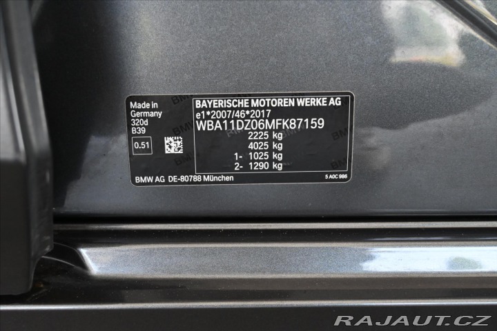 BMW 3 2,0 320d 140 kW STEPTRONI 2021