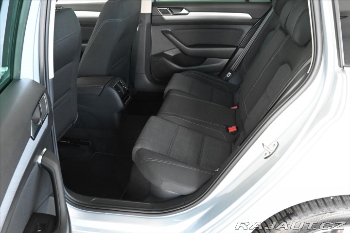 Volkswagen Passat 2,0 TDI 110 KW DSG *Busin 2022