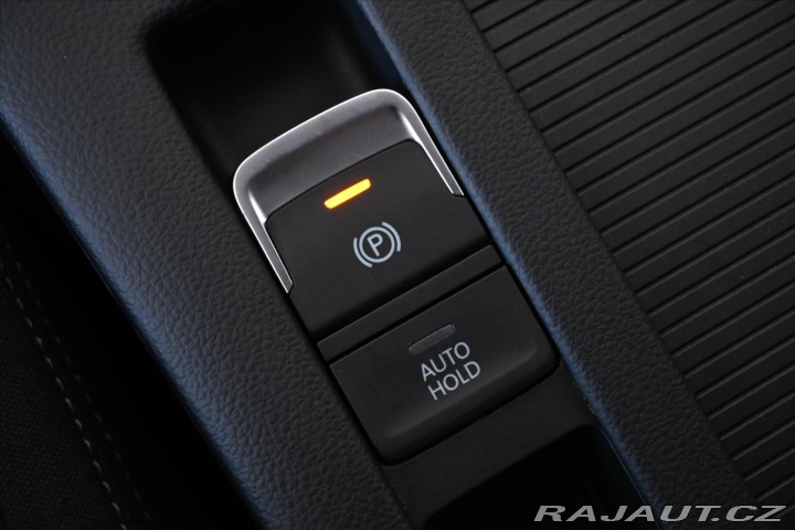 Volkswagen Passat 2,0 TDI 110 KW DSG *Busin 2022