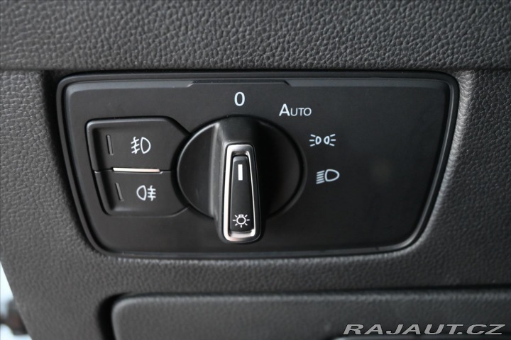 Volkswagen Passat 2,0 TDI 110 KW DSG *Busin 2022