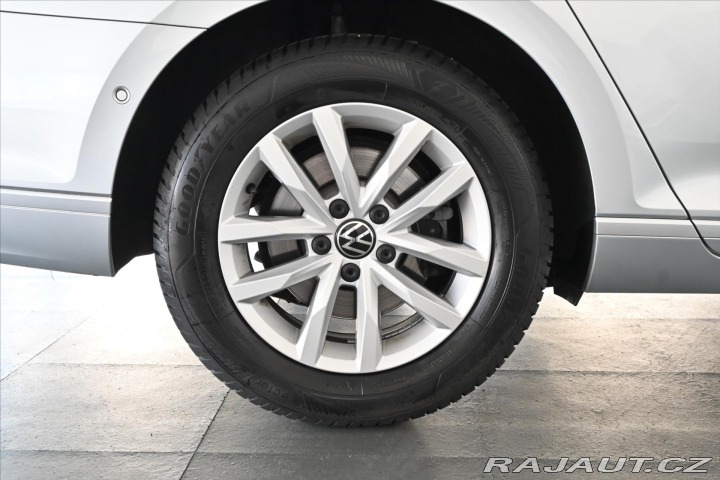 Volkswagen Passat 2,0 TDI 110 KW DSG *Busin 2022