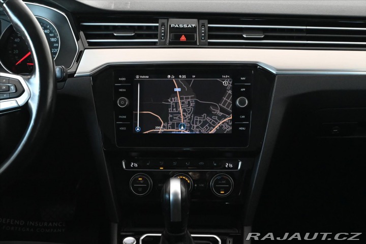 Volkswagen Passat 2,0 TDi 110kW DSG *Elegan 2020