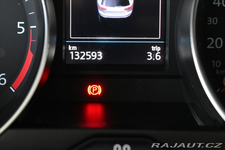 Volkswagen Passat 2,0 TDi 110kW DSG *Elegan 2020