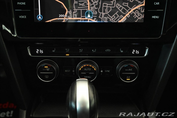 Volkswagen Passat 2,0 TDi 110kW DSG *Elegan 2020