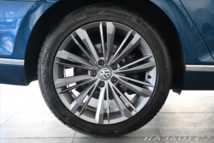 Volkswagen Passat 2,0 TDi 110kW DSG *Elegan 2020
