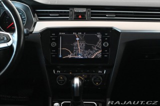 Volkswagen Passat 2,0 TDi 110kW DSG *Elegan 2020