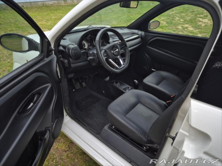 Ostatní značky Ostatní modely Microcar DUE 1800