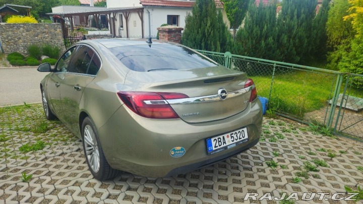 Opel Insignia 2,0 CDTI automat 2013