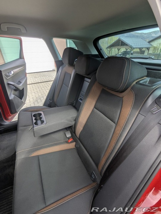 Škoda Karoq 2,0 SCOUT 4x4 DSG 1800