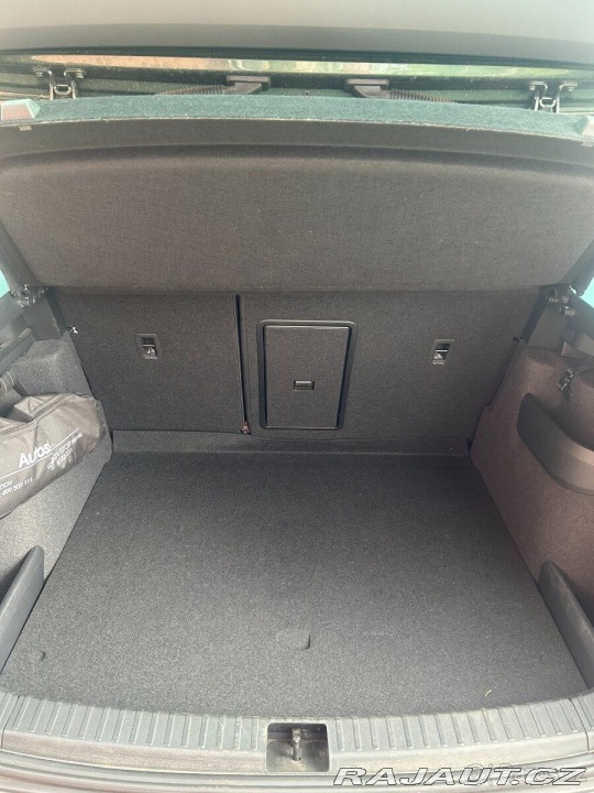 Škoda Karoq 2,0 110Kw, 4x4, první m 2022