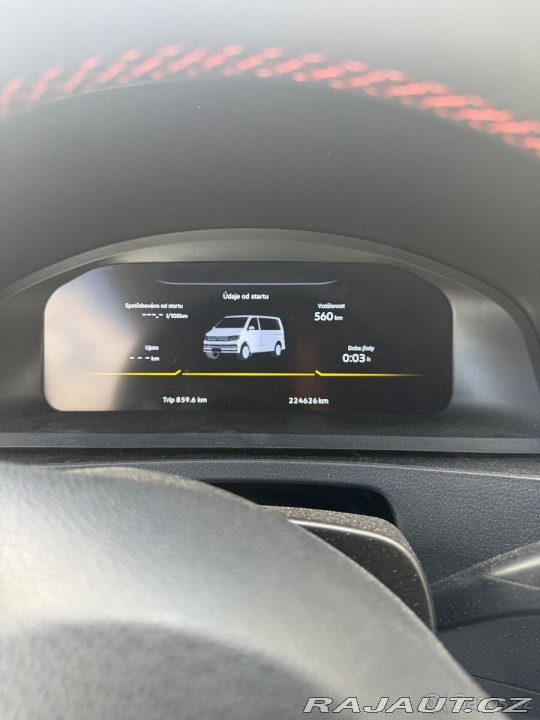 Volkswagen Caravelle 2,0 T5 CARAVELLE 2012