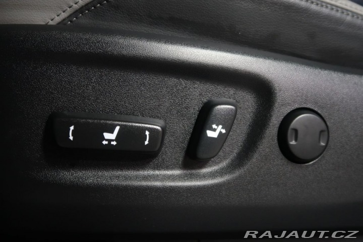 Toyota Land Cruiser 2.5D4-D,CZ,1Maj,Exekutive 2023
