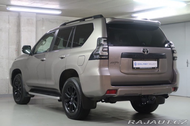 Toyota Land Cruiser 2.5D4-D,CZ,1Maj,Exekutive 2023