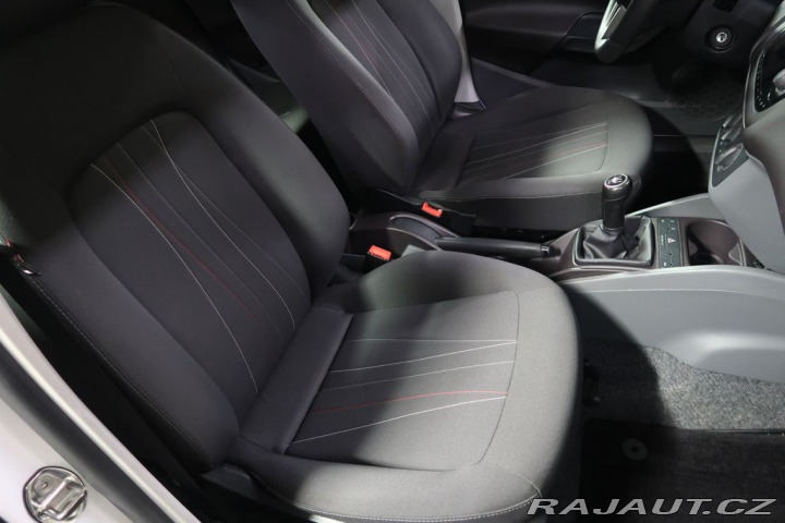 Seat Ibiza 1.2i,CZ,51kW,Manuál 2011