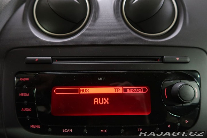 Seat Ibiza 1.2i,CZ,51kW,Manuál 2011