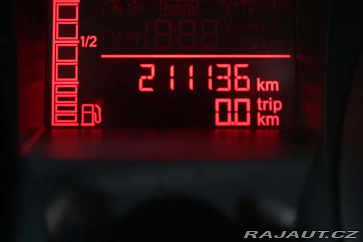 Seat Ibiza 1.2i,CZ,51kW,Manuál 2011