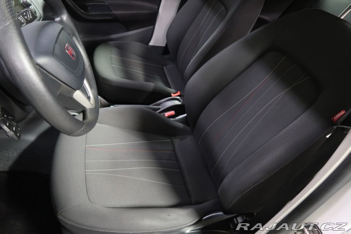 Seat Ibiza 1.2i,CZ,51kW,Manuál 2011