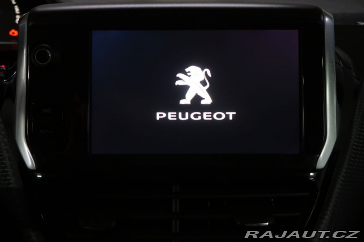 Peugeot 2008 1.2PureTech,CZ,1Maj,Manuá 2017