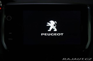 Peugeot 2008 1.2PureTech,CZ,1Maj,Manuá 2017